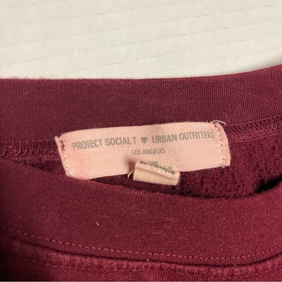 Urban Outfitters Acid Rock Woman’s Burgundy Crewneck Sweater Size S/M - Picture 6 of 13